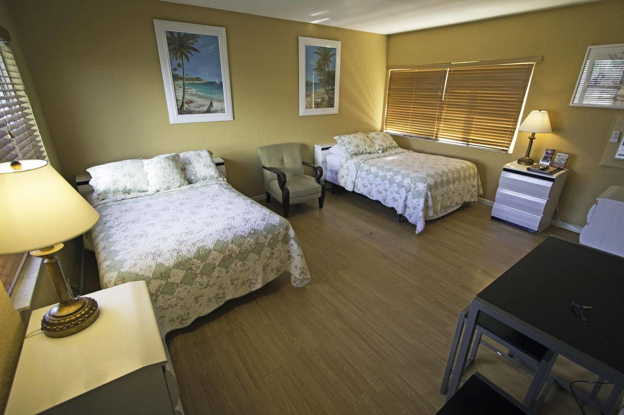 Ebb Tide Resort Pompano Beach Exterior photo